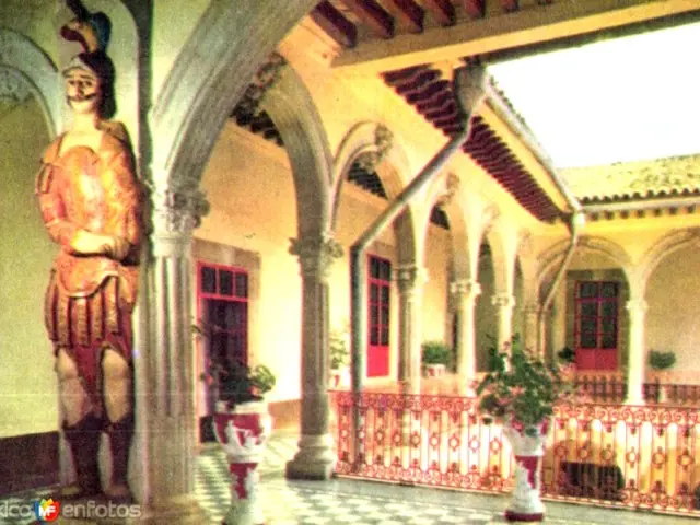 Casa del gigante (Antigua mansión de los condes de Menocal)