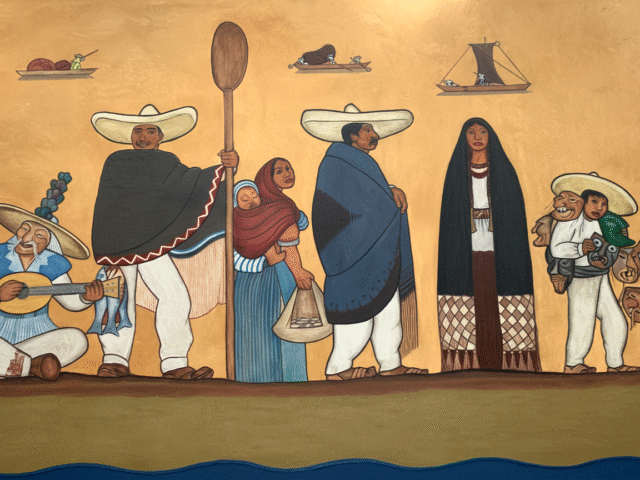 Detalles de murales de Roberto Cueva del Río