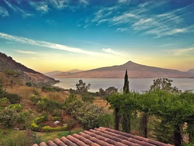 Muelle y Gastronomía de Ribera